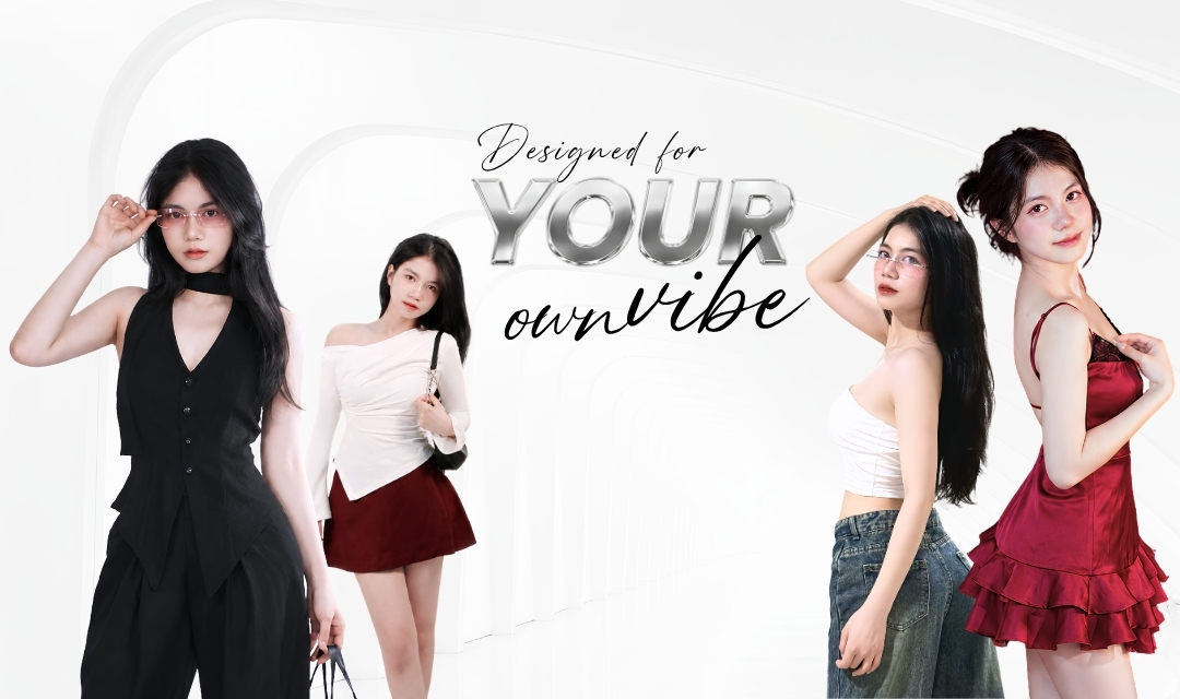 Melanie Mira About Banner 3